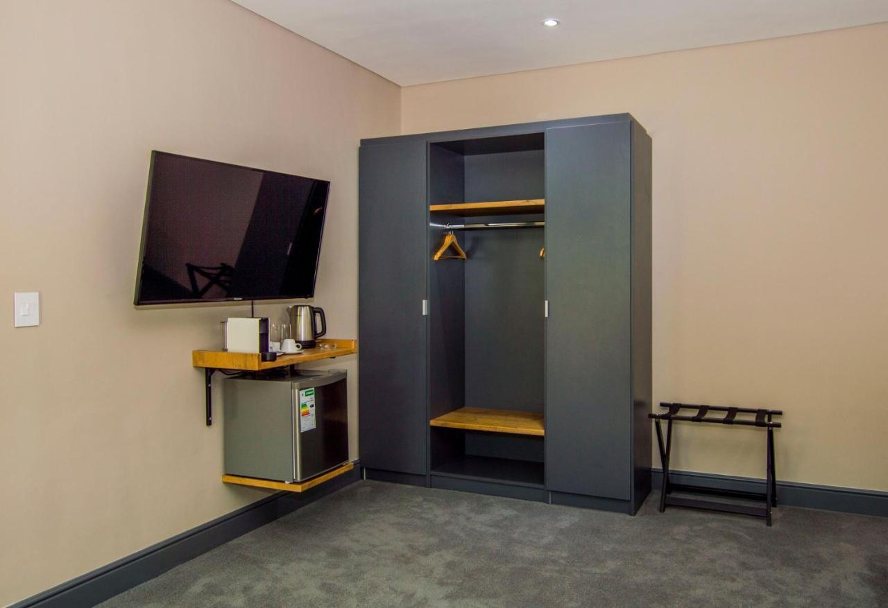 Aparthotel De Haas Living At Hamman 14 à Stellenbosch Extérieur photo